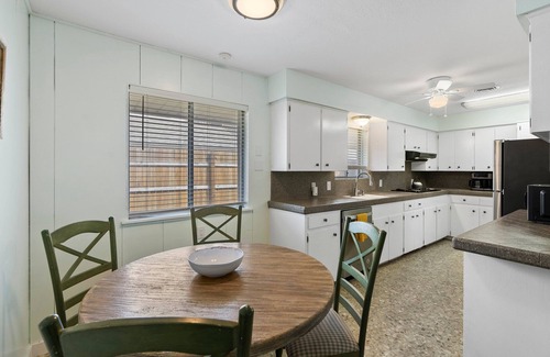 Bay Area Casa | Bright and spacious retreat just minutes from all Corpus Christi has to offer