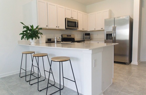 Poinciana Casa | Bright and spacious 3-bedroom townhouse in Kissimmee - Pool, Nature, Disney