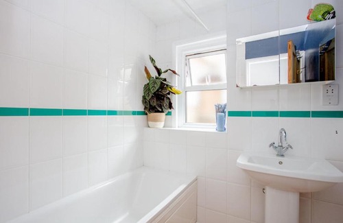 Earlsfield Casa | Bright and Spacious 5 Bedroom Family Home Near Wimbledon