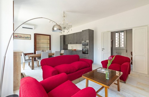 Quartiere III Pinciano Apartamento | Bright and Spacious 5BR Apartment in Pariol