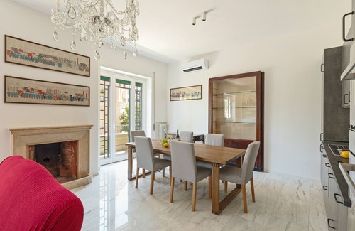 Quartiere III Pinciano Apartamento | Bright and Spacious 5BR Apartment in Pariol