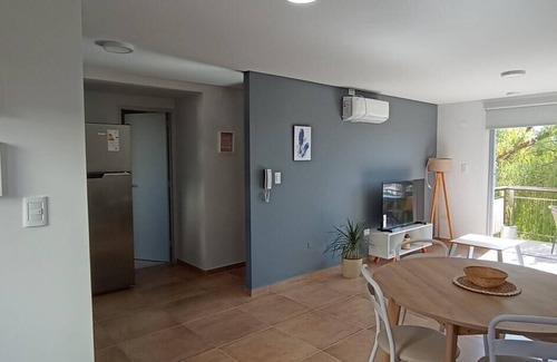 Las Heras Apartamento | Luminoso y amplio departamento en Mendoza