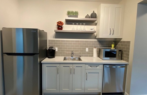 Southeast Calgary Casa | Bright and Spacious Basement Suite in Mahogany S.E. Calgary