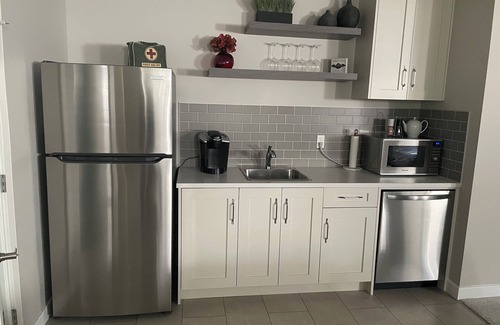 Southeast Calgary Casa | Bright and Spacious Basement Suite in Mahogany S.E. Calgary
