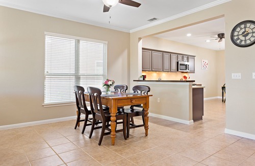 Georgetown Casa | Bright and Sunny Home in Beautiful Sun City Texas!