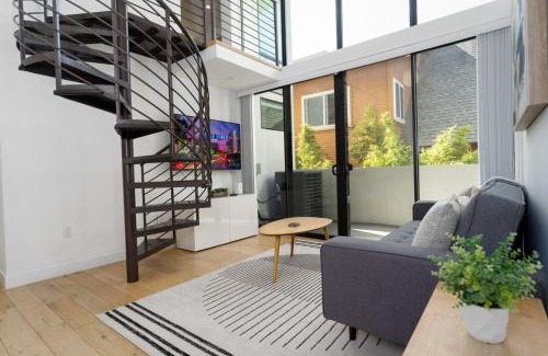 Bankers Hill Casa | Bright and Trendy - Panoramic - Chic - Prime Location