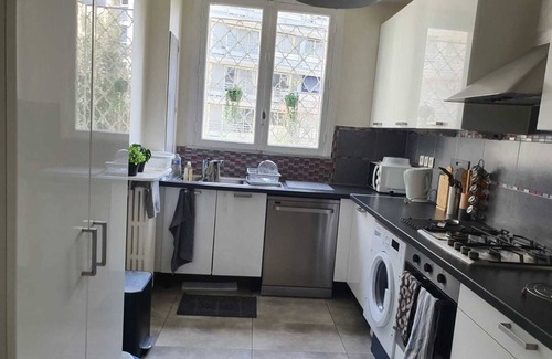 Republique–Point-du-Jour Apartamento | Bright apartment with nice view