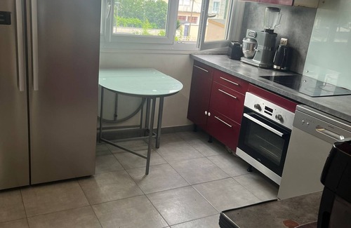 Villiers-le-Bel Apartamento | Bright apartment near Paris
