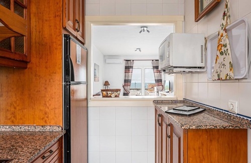 Poblado de Sancti Petri Apartamento | Bright apartment 50m from the beach with parking in Chiclana