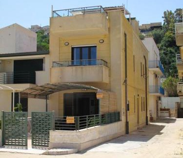 Alcamo Marina Apartamento | Bright Apartment Alcamo