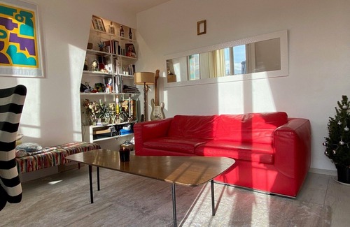 Quartier de la Roquette Apartamento | Bright apartment ideally located in the 11th district, 3 minutes from the metro.