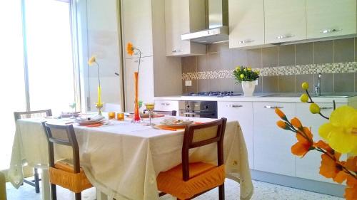 Alcamo Marina Apartamento | Bright Apartment in Alcamo: 100 m² with Sea View