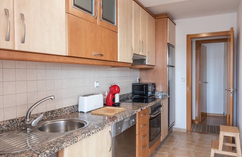 La Coruna Condominio | Luminoso apartamento en Cuatro Caminos