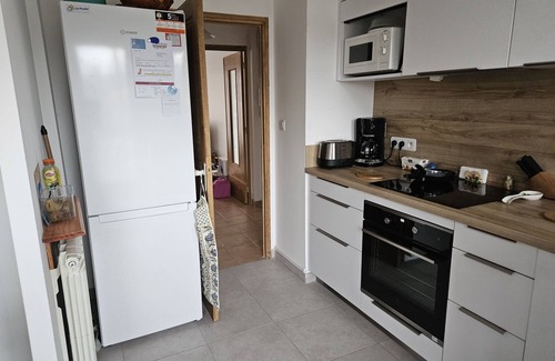 Le Pradet Apartamento | Bright apartment - near the beach