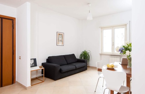 Casal Bertone Apartamento | Luminoso apartamento cerca del centro y la universidad
