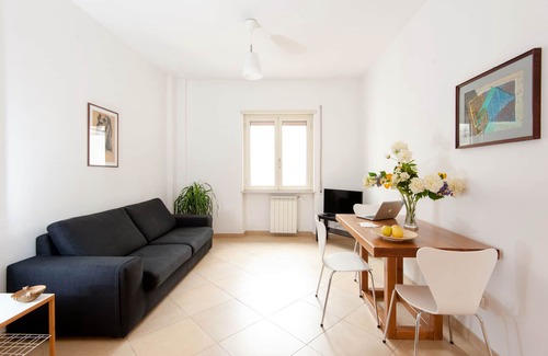 Casal Bertone Apartamento | Luminoso apartamento cerca del centro y la universidad