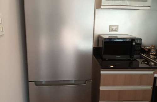 Macrodistrito Sur Apartamento | Bright apartment on main avenue in sunny Calacoto, El Bosque, Cable Car, FAO, UN