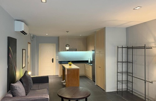 Moo 5 Apartamento | Bright apartment with forest views at Zen Space