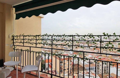 El Ejido Apartamento | Apartamento luminoso con terraza en el centro de Málaga