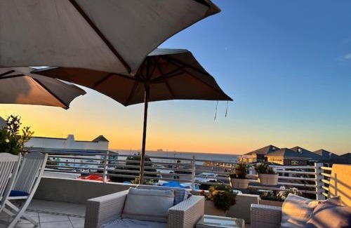 Milnerton Apartamento | Bright apartment