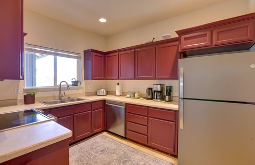 Old Farm District Casa | Bright Bend Home w/ Patio < 3 Mi to Downtown!
