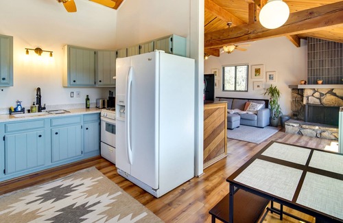 Big Bear City Cabaña | Bright Big Bear Cottage w/ Fire Pit: 3 Mi to Lake!