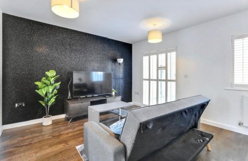 Harlow Casa | Bright & Blissful - Townhouse