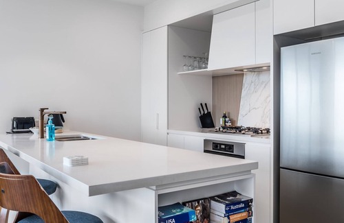 Bowen Hills Apartamento | Bright Bowen Hills Apartment, Close to City Life