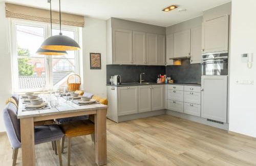 Cadzand-Bad Apartamento | Bright C, 200 meter from the beach