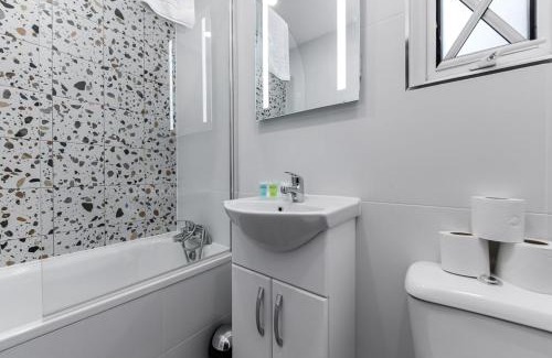 Northumberland Park Apartamento | Bright & Colourful House - Best for a Large Groups