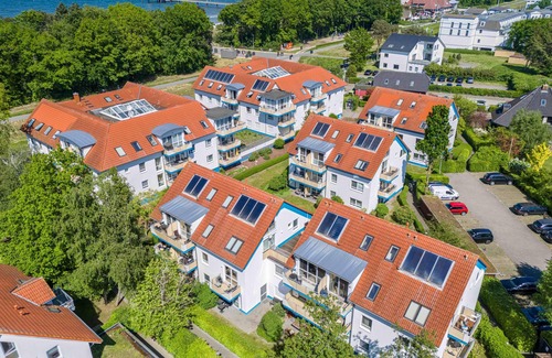 Zingst Apartamento | Bright, comfortably furnished apartment directly on the dike and beach!