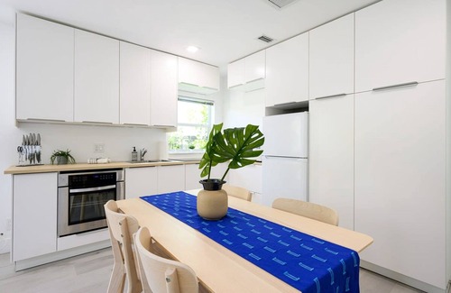 Victoria Park Casa | Bright Comfortable Apt in Victoria Park