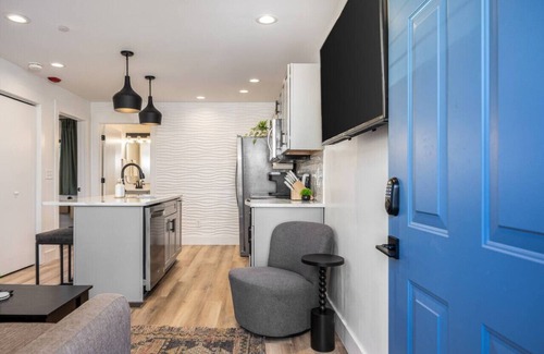 Hillsboro Village Apartamento | Bright Condo with 3 Beds 2 Bedrooms + Walk to Grocery
