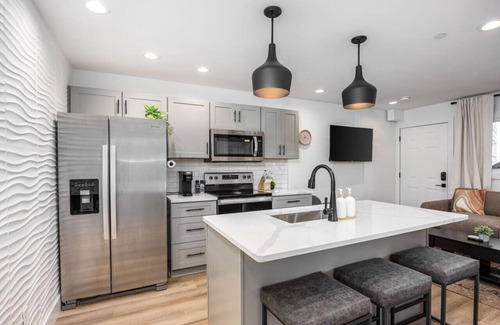 Hillsboro Village Apartamento | Bright Condo with 3 Beds 2 Bedrooms + Walk to Grocery