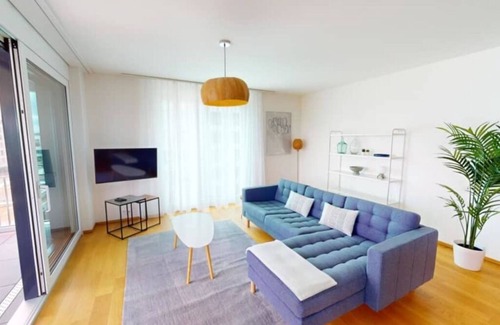 Nyon Apartamento | Bright & Contemporary 2-Bed, 2-Bath Apartment in Nyon