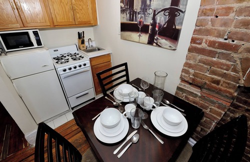 Central Park West Apartamento | Bright & Cozy 1BR Apartment in NYC!