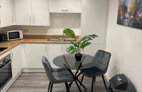 Hull Apartamento | Bright & Cozy Hull Stay