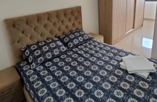 Agadir Bay Apartamento | Bright, Cozy, Relaxing with a Pool, (5 min to Sea)