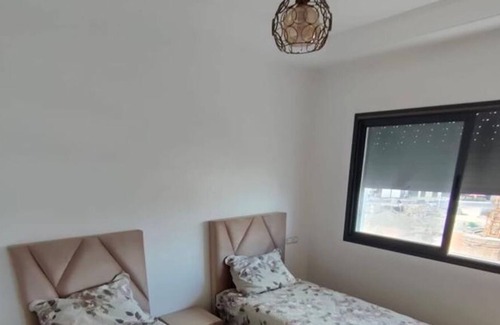 Agadir Bay Apartamento | Bright, Cozy, Relaxing with a Pool, (5 min to Sea)
