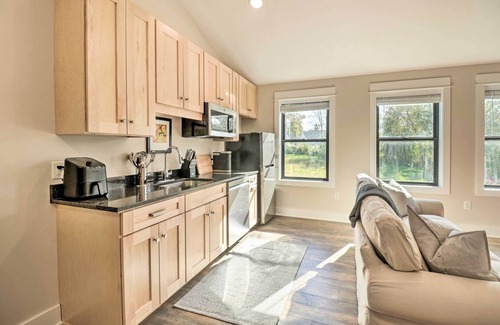 Crozet Apartamento | Bright Crozet Apartment w/ Mountain Views!
