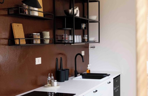 Villafrati Apartamento | Bright Donna Pippina House with terrace and view of Sicilian countryside