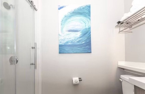 Old Town Casa | Bright Downtown Unit w/WiFi, Cable, Walk to All