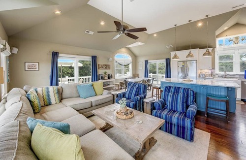 Duck Casa | Bright Dreams Ahead | 1,350 ft to the beach | Private Pool and Hot Tub