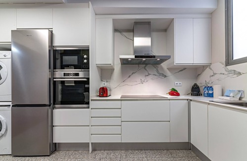 El Putget i Farro Apartamento | Bright Duplex with a Spacious Terrace