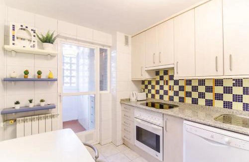 San Blas-Canillejas Apartamento | BRIGHT FLAT Parking/Wanda Metropolitano/Airport