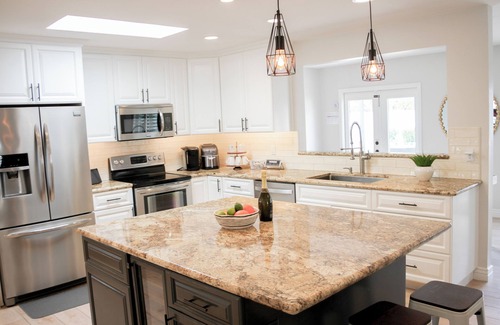 South Scottsdale Villa | Bright, Fun & Family-Friendly Oasis w/Pool, Hot Tub, EV Charger, Fun Location