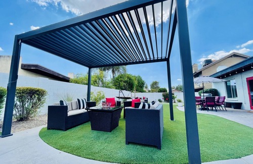 South Scottsdale Villa | Bright, Fun & Family-Friendly Oasis w/Pool, Hot Tub, EV Charger, Fun Location