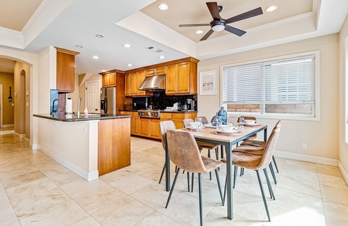 Naples Casa | Bright home on the channel with expansive patio & elevator
