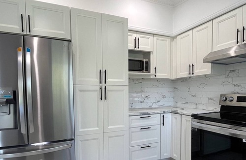 Preville Casa | Bright house 15mins to DT Montreal, with free parking