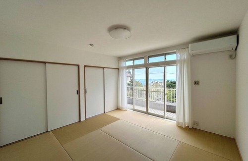 Atami Casa | Bright House Saluton in Atami / Atami Shizuoka